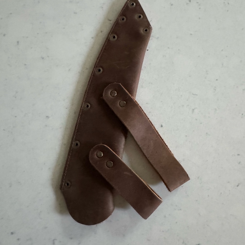 Valhalla Gear full grain leather bourbon brown double belt loop knife holder - Picture 2 of 7